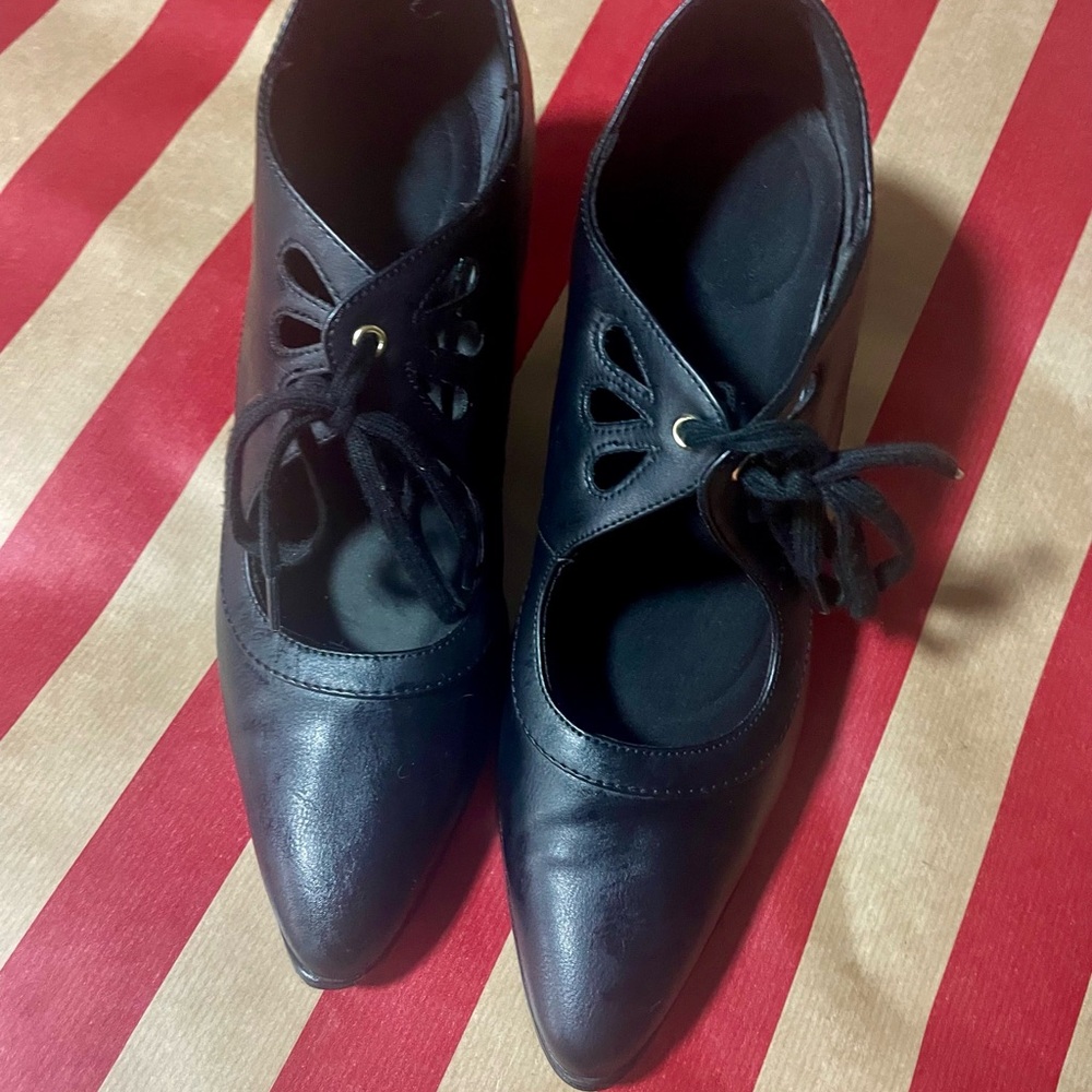 Elegant Black Women's Shoes